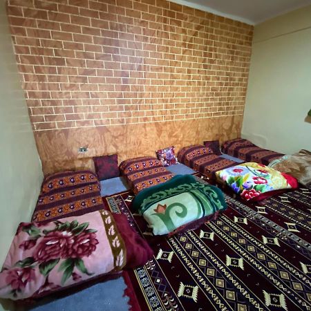 Petra Family House Bed & Breakfast Exterior photo