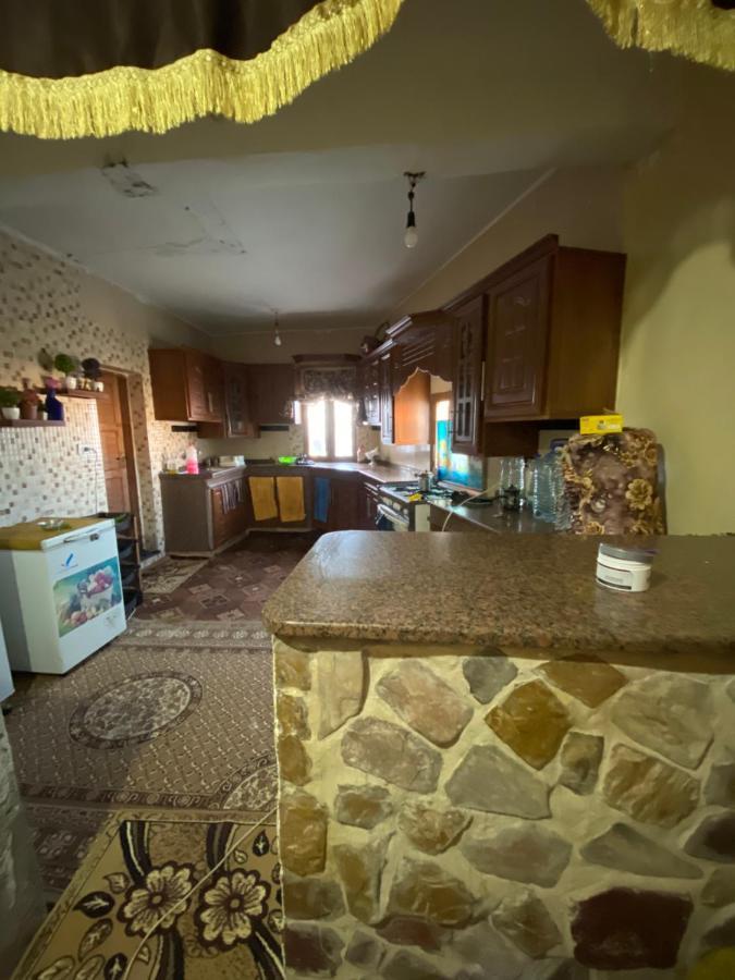 Petra Family House Bed & Breakfast Exterior photo